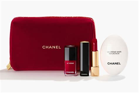 chanel christmas gift sets.